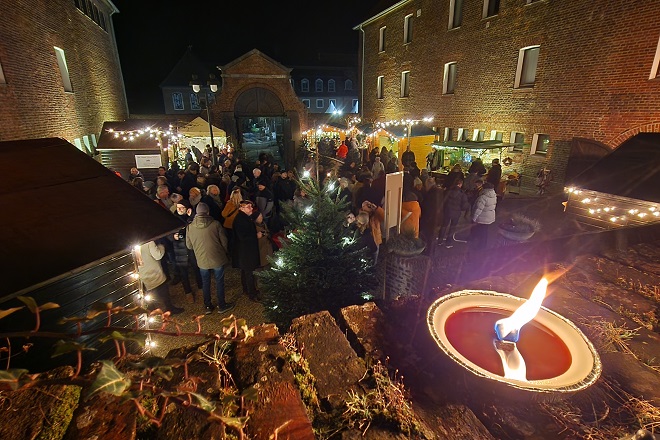 Foto Adventsmarkt Klosterinnenhof